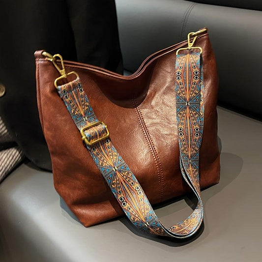 Clara - Didelės talpos elegantiška peties rankinė